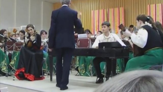 А. Кофанов - Андалузский чардаш (домра с оркестром) смотреть онлайн