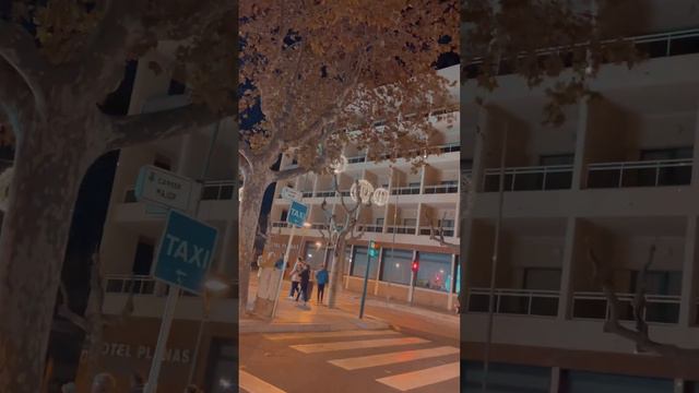 Рождественские огни Салоу / Salou, Espana 2022 смотреть онлайн