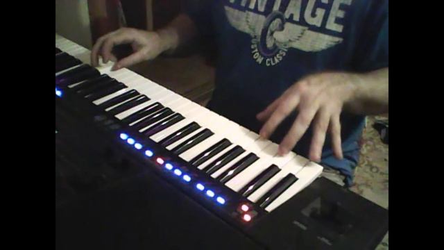 Эдуард Артемьев."Cвой среди чужих,чужой среди своих" (сильно упрощенная тема) Yamaha psr sx 700 смотреть онлайн