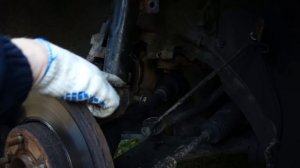 Замена передних амортизаторов, пружин, опорных подшипников Форд Фокус 2