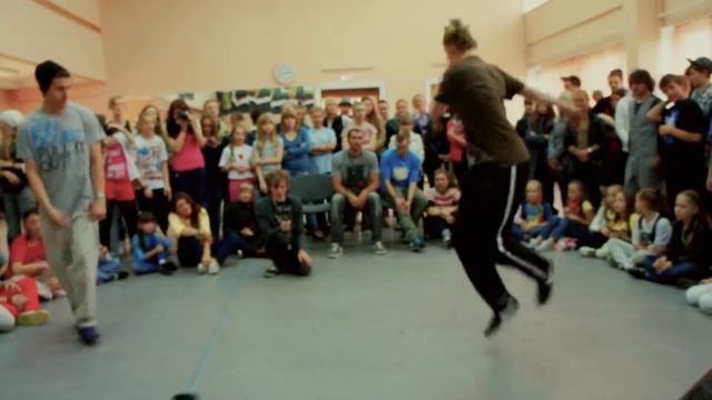 House 07 Up Your SkillZ Tournament 2012.mp4 смотреть онлайн