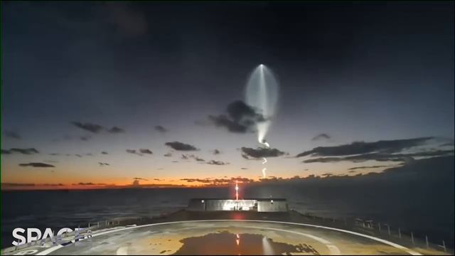 SpaceX drone ship captures amazing view of Falcon 9 launch & landing смотреть онлайн
