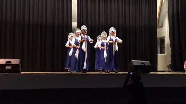 Ансамбль "Ивушка" Лозанна. Синий сарафан. смотреть онлайн