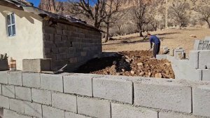 "Nomadic family: from building a house to helping others"