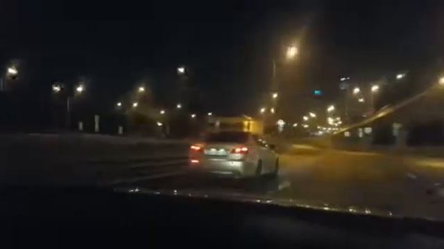 Lexus IS300 Arab Vs Lexus IS250(swap 3.0 3gr-fse)