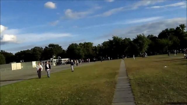 Берлин самостоятельно: вечер у Рейхстага. смотреть онлайн