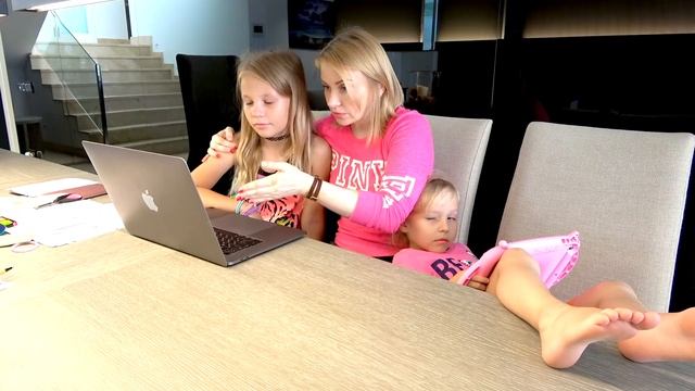 Дети и родители или когда папа любит петь смотреть онлайн