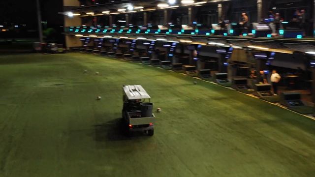 TRICK SHOTS at Top Golf смотреть онлайн