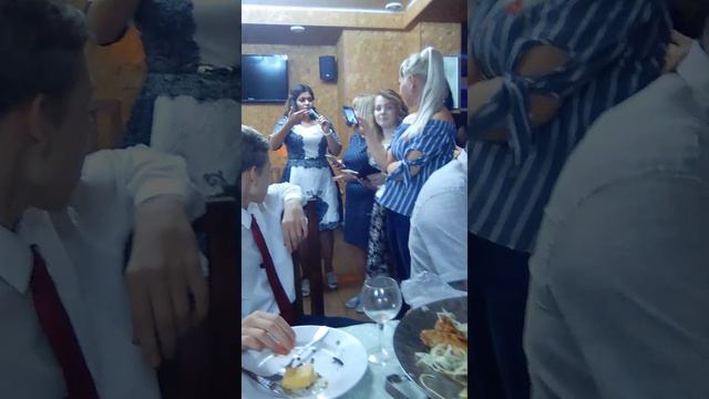 Селфи на свадьбе смотреть онлайн