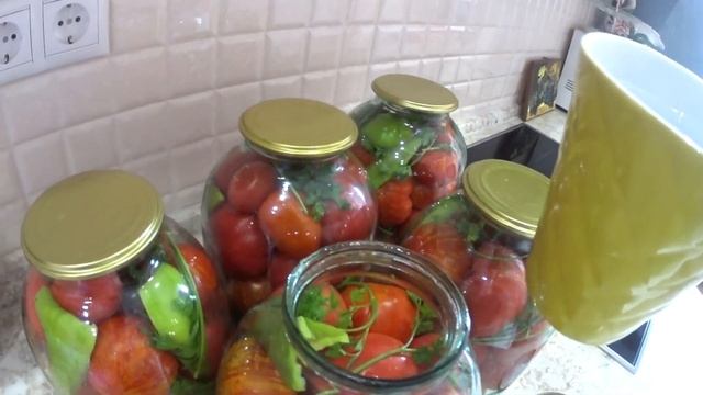МАРИНОВАННЫЕ ПОМИДОРЫ НА ЗИМУ?БАНКИ НИКОГДА НЕ ВЗРЫВАЮТСЯ! САМЫЙ ВКУСНЫЙ РЕЦЕПТ! ЗАГОТОВКИ ТОМАТЫ смотреть онлайн