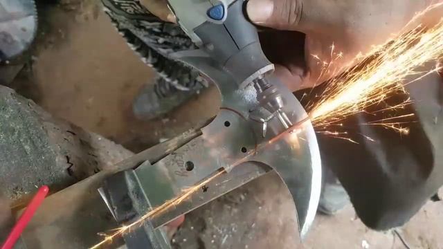 make a camping ax from Circular Saw Blade смотреть онлайн