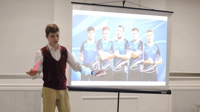 PechaKucha_Курск vol.18. Дмитрий Сенькин о становлении киберспорта в мире и СНГ. смотреть онлайн