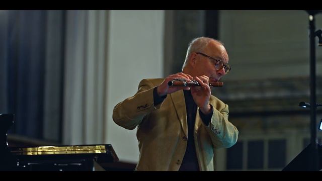 J.S. Bach(?): Siciliano from flute sonata in E flat major, BWV 1031 смотреть онлайн