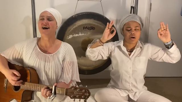Kundalini Yoga Mantra: Ra Ra Ra Ra Ma Ma Ma Ma