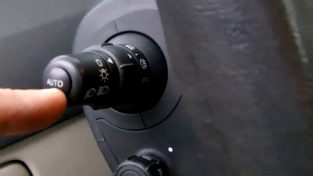Video review Renault Scénic 1.6 16v Expression Comfort, 2004, 72-NR-SR смотреть онлайн
