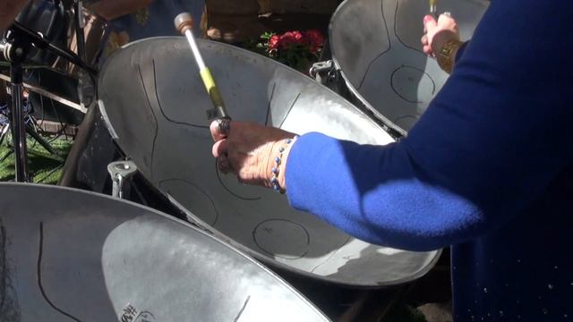 Hurricane Steel Drum Duo: Yellow Bird Demo смотреть онлайн