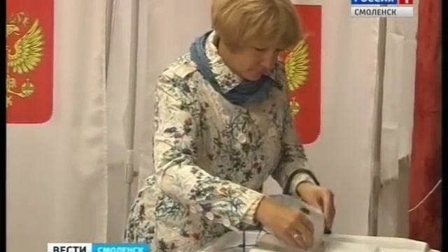 Алексей Островский официально вступил в должность губернатора Смоленской области смотреть онлайн