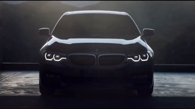 BMW 550i M Paket смотреть онлайн