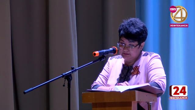 Больше всего денег в 2018 году потратили на социально-культурную сферу смотреть онлайн