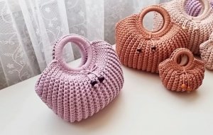 Как сделать сумку с ручкой-кольцом с помощью крючка