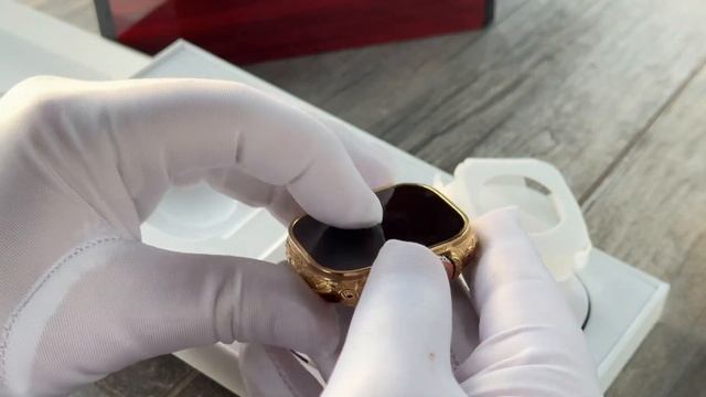 Face reveal! Showcasing Custom hand engraved 24k Gold Apple Watch ULTRA! смотреть онлайн