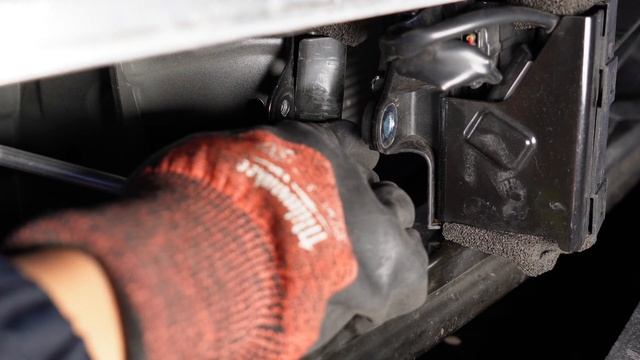 How to fix a blocked Grill Shutter on a Toyota Corolla or Corolla Hybrid. смотреть онлайн