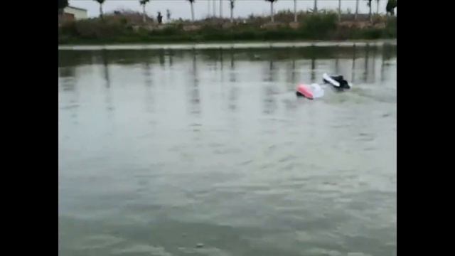 LSRC High Speed Toy RC Racing Boat смотреть онлайн