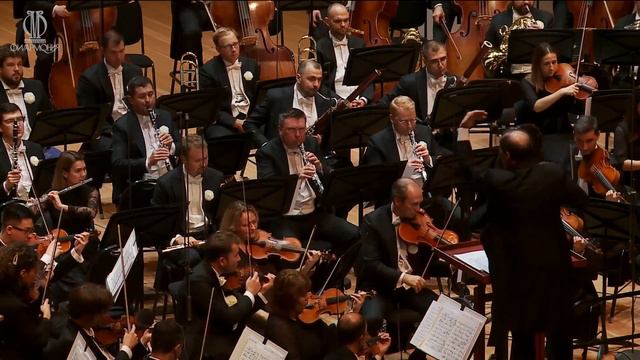 Dvorák: Slavonic Dance, Op 72, No. 2 - Pavel Kogan, Moscow State Symphony Orchestra смотреть онлайн