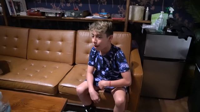 FERRAN Comes Out With His DREAM SONG!! ?? смотреть онлайн