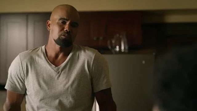 S.W.A.T 3x03 Sneak Peek Clip 1 "Funny Money" смотреть онлайн
