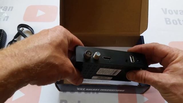 Распаковка DVB-T2/S2 ресивера WORLD VISION FOROS COMBO смотреть онлайн