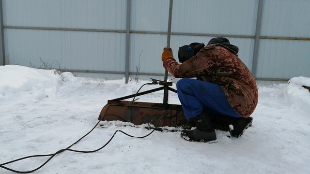 Универсальный отвал для уборки снега смотреть онлайн