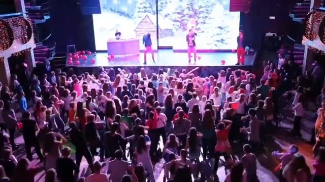 НОВОГОДНЯЯ ДИСКОТЕКА ДЛЯ ПОДРОСТКОВ В КЛУБЕ ICON смотреть онлайн