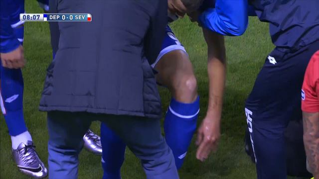 Lesión de Oriol Riera ante el Sevilla FC смотреть онлайн