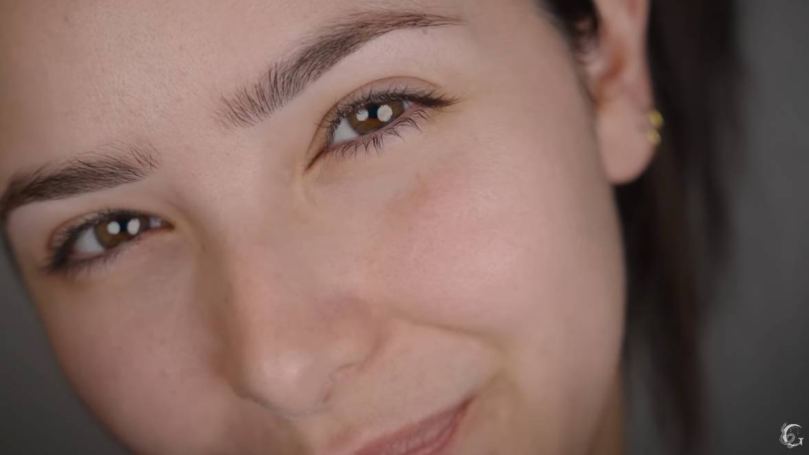 💖 ASMR Glow - АСМР Глаза соблазнения, мурашки, шепот, поцелуи, прикосновение к уху часть III