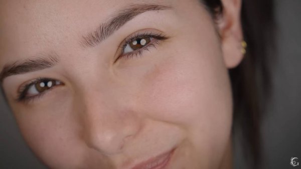 💖 ASMR Glow - АСМР Глаза соблазнения, мурашки, шепот, поцелуи, прикосновение к уху часть III