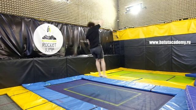 Уровень 6, Элемент 6 Твист с живота на спину смотреть онлайн