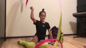 ЧТО В МОЕМ РЮКЗАКЕ 1| МОИ ПРЕДМЕТЫ|СКОЛЬКО СТОЯТ ПРЕДМЕТЫ ДЛЯ ХУДОЖЕСТВЕННОЙ ГИМНАСТИКИ?|