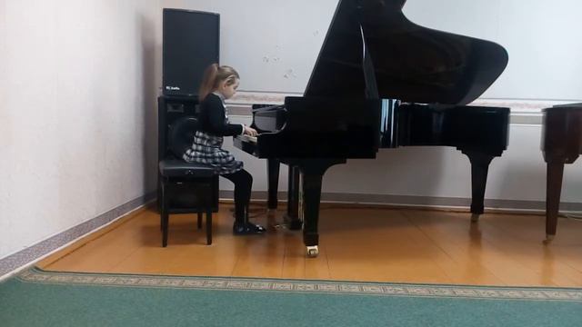 Кузовкина Софья.8 лет. И.С.Бах Двухголосная инвенция a moll смотреть онлайн