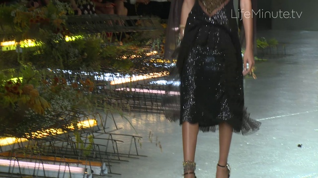 NYFW Spring 2017: Rodarte смотреть онлайн