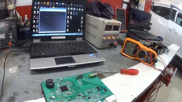 Почему на #Hyunda Ix35 селектор АКПП не снимается с паркинга.