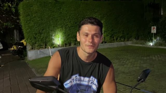 ГРОМКО КРИЧАТ СОСЕДИ О ЧЕМ ДУМАЕШЬ (ОПРОС ДЕВУШЕК)