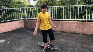 Как кататься на скейте Первый урок для начинающих