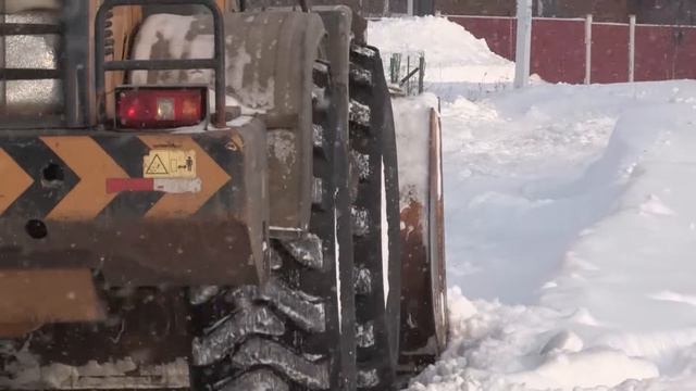 Уборка снега в селе Кармаскалы смотреть онлайн