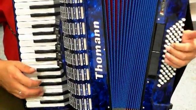 Akkordeon Thomann Junior 72, Made in Italy Video Klangprobe смотреть онлайн