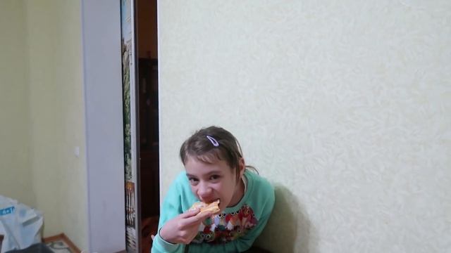 VLOG Шоппинг с Дашей, Купила микроволновку, С трудом подобрала куртку смотреть онлайн