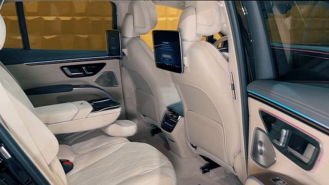 Mercedes-Benz EQS 580 4MATIC SUV | 4k Video Walkaround смотреть онлайн