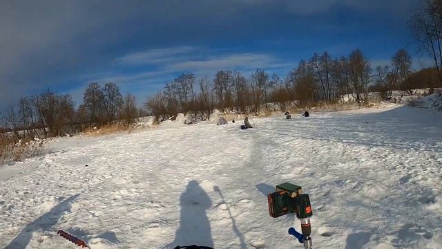 ЗИМНЯЯ РЫБАЛКА НА ЯЙЦАХ смотреть онлайн