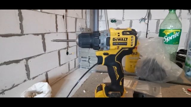 DEWALT DCD 701 краткий обзор