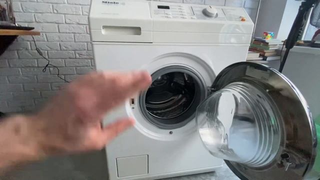 Стиральная машина Miele W477 смотреть онлайн